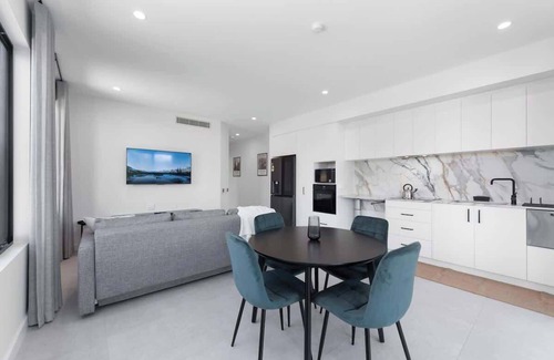 Morley Apartment | Mangini Apartments Su