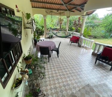 Chilibre House | Mango house