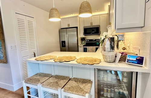 Key Largo House | MANGROVE HIDEAWAY, KEY LARGOnCome Enjoy our Piece of Paradise .n