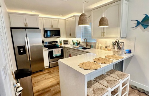 Key Largo House | MANGROVE HIDEAWAY, KEY LARGOnCome Enjoy our Piece of Paradise .n