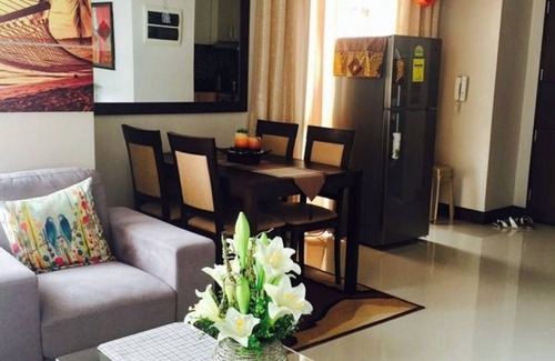 Socorro Condo | Manhattan Heights 28th floor Condominium