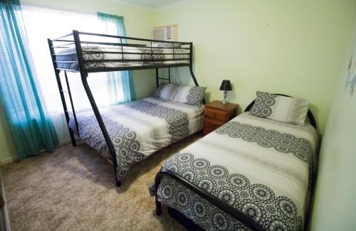 Manilla House | Manilla Cottage - Manilla NSW