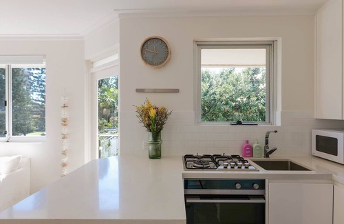 Manly Apartment | Manly Beach Haven w Parking
