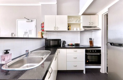 Manly Apartment | Manly Central Loft, a Chic Studio Apartment