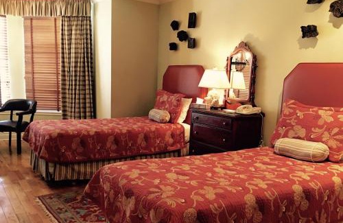 Quartier des Spectacles Hotel | Manoir Sherbrooke