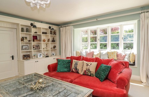 Wraxall Cottage | MANOR FARM HOUSE, pet friendly, character holiday cottage in Failand
