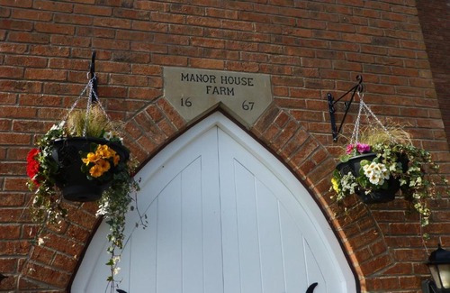 Ormskirk Bed & Breakfast | Manor House Farm