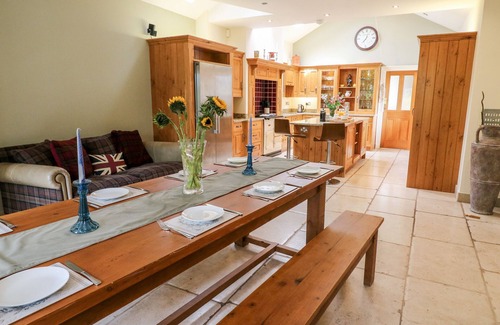 Accrington Cottage | Manor House