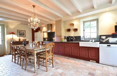 Ponts sur Seulles Villa | Manor in Normandy with Spa and Pool