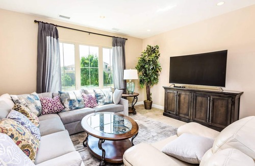 Cypress Village House | Manor on Thornapple