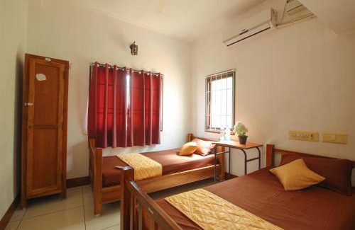 Kalapettai Hotel | Manora Residency