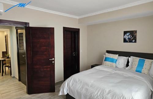 Osu Apartment | Mansah Plus Hotel and Apartments