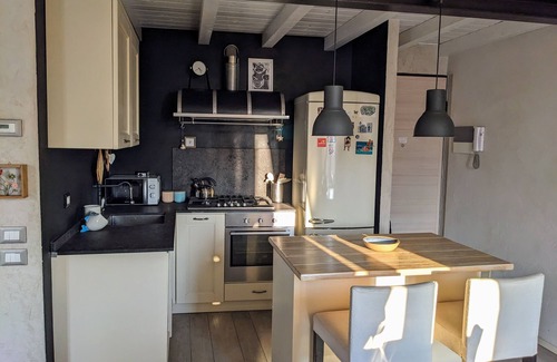 Alzano Lombardo Apartment | Mansarda Morlana