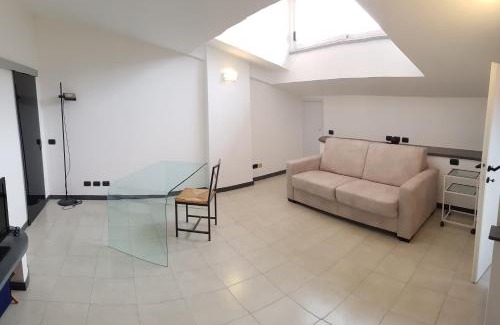 Fiumaretta Apartment | Mansarda Stefania