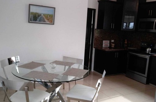 Costambar House | MANSION $225 COSTAMBAR NO DEPOSIT