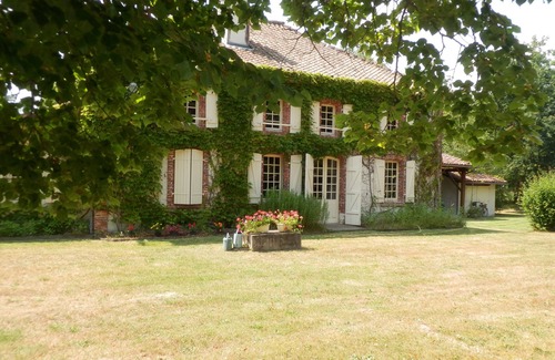 Sabres House | Mansion, 240 m2, 6 bedrooms, 14 people., Private pool on 2 acres