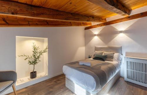 Guadalajara Villa | Mansion 35min Madrid - Cine - Piscina - BBQ
