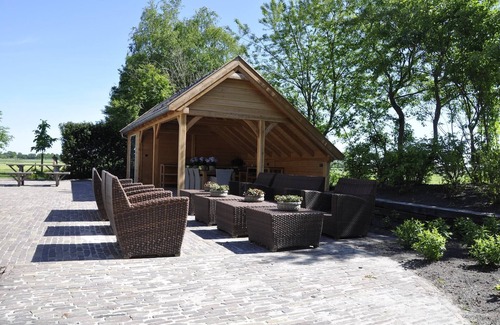 Nijensleek Villa | Mansion in Nijensleek with Sauna & Garden