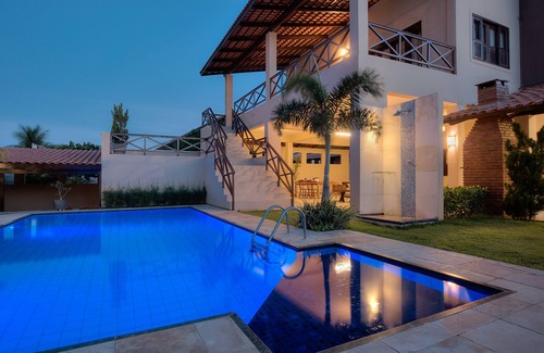 Porto das Dunas House | MANSION SEA VIEW - 8 Suites AR/TV/CamaBox/Hot Water-BEACH PARK