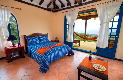 Puerto Lopez Hotel | Mantaraya Lodge