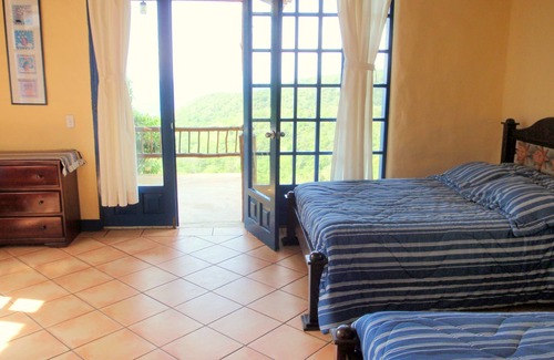 Puerto Lopez Hotel | Mantaraya Lodge