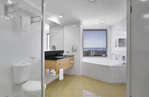 Mackay Harbour Hotel | Mantra Mackay