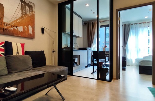 Pattaya Bay Condo | Many Holiday The Base Condo