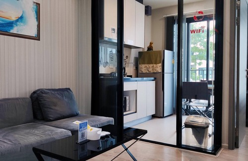 Pattaya Bay Condo | Many Holiday The Base Condo