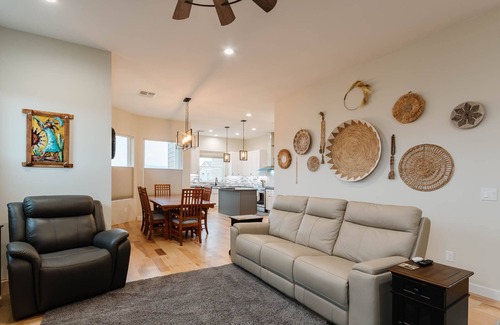 Camp Verde House | Manzanita Getaway, Creek Access & Hiking Nearby!