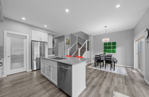 Southeast Edmonton House | Maple's Nest