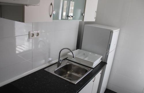 L'Olivereta Apartment | María montessori, pedagoga