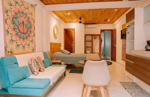 Itacare Apartment | Mar e rio Orla Itacaré - Casa Flor