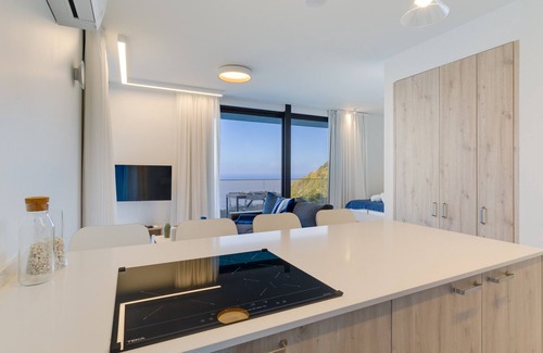 Arco de Sao Jorge Apartment | Mar Yam Sea by Atlantic Holiday