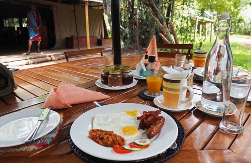 Mara North Conservancy RV Rental | Mara Legends Camp