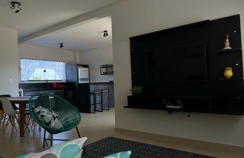 Mariscal Apartment | Maravilhoso apto, a 290 metros da praia do Canto Grande! Lindo!