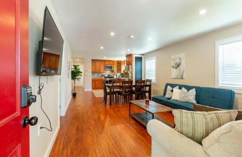Northside Apartment | @ Marbella Lane 3BR Upper Level House in Downtown San Jose