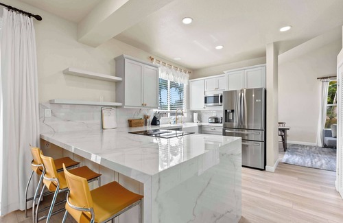 Kapolei House | Marbella Lane Posh 4BR with Spectacular Views