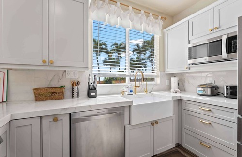 Kapolei House | Marbella Lane Posh 4BR with Spectacular Views