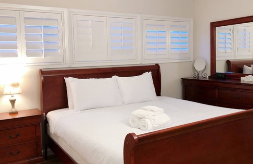 Ponderosa Park House | @ Marbella Lane - Spacious Cozy Home | Piano