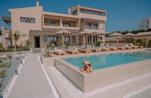 Karteros Hotel | Marble Luxury Suites