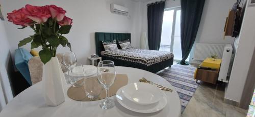 Sector 3 Apartment | Marble Studio