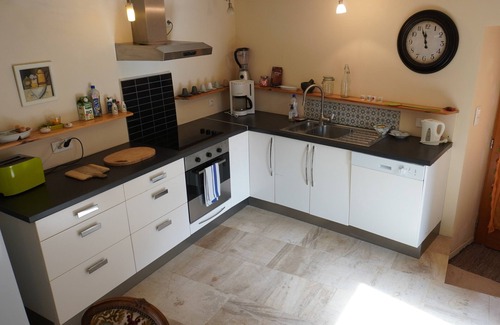 Marcenay House | Marcenay Gold Coast, cottage rental 4 people near Lake