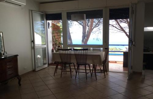 Quercianella Apartment | Mare di luce
