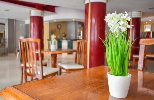 Mar de Ajo Apartment | Mares Apart Hotel