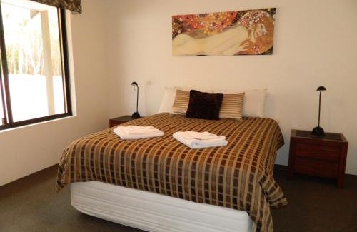 Bramley House | Margaret River Hideaway & Farmstay