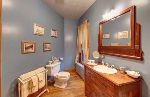 Margaretville Bed & Breakfast | Margaretville Mtn Inn B&B and Village Suites