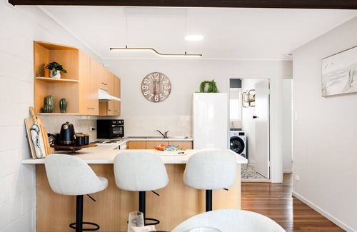 Margate Apartment | Margate Beach down the Lane