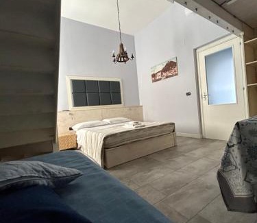 Torre Annunziata House | Margherita Room