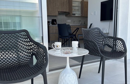 Egkomi Apartment | “Mari” Cozy Stay Near UNIC&Medical School