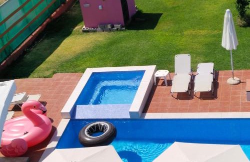 Nea Skioni Apartment | Maria Lemoni swimming pool apartment